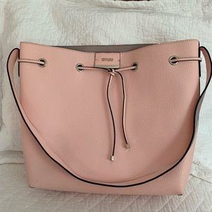 GUESS TOTE BAG